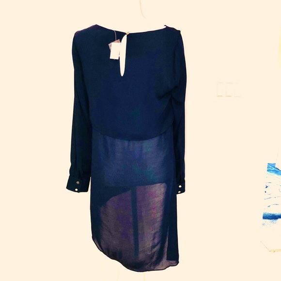 Tunic - Picture 2 of 5